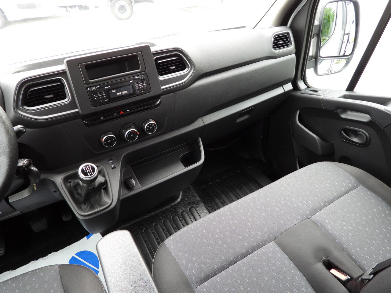 Цельнометаллический фургон OPEL MOVANO  BOX DELIVERY VAN 7 SEATS CRUISE CONTROL LED LIGHTS AIR CONDITIONING  135HP: фото 29