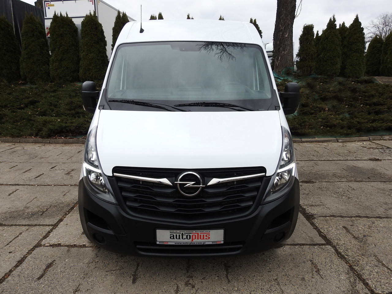 OPEL MOVANO REFRIGERATOR VAN 0*C CRUISE CONTROL NAVIGATION AIR CONDITIONING LED LIGHTS  136HP - Фургон-рефрижератор: фото 5 OPEL MOVANO REFRIGERATOR VAN 0*C CRUISE CONTROL NAVIGATION AIR CONDITIONING LED LIGHTS  136HP - Фургон-рефрижератор: фото 5