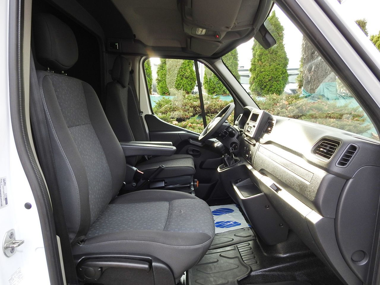 Тентованный фургон OPEL MOVANO TARPAULIN 10 PALLETS WEBASTO CRUISE CONTROL LED LIGHTS PNEUMATICS AIR CONDITIONING  165HP: фото 42 Тентованный фургон OPEL MOVANO TARPAULIN 10 PALLETS WEBASTO CRUISE CONTROL LED LIGHTS PNEUMATICS AIR CONDITIONING  165HP: фото 42