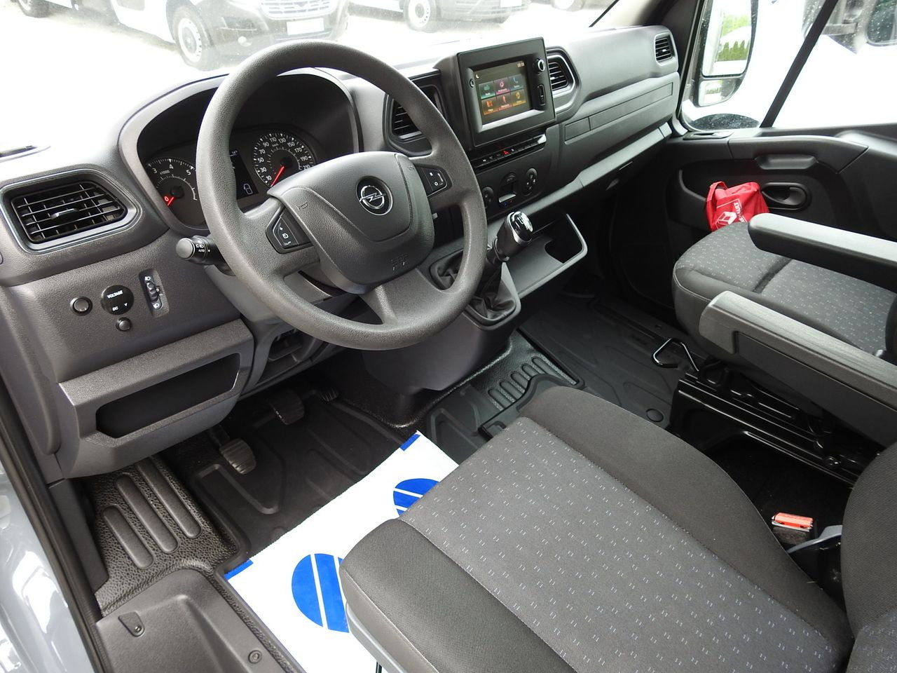 OPEL MOVANO  TARPAULIN LIFT 9 PALLETS WEBASTO CRUISE CONTROL NAVIGATION LED LIGHTS PNEUMATICS AIR CONDITIONING  165HP - Тентованный фургон: фото 2 OPEL MOVANO  TARPAULIN LIFT 9 PALLETS WEBASTO CRUISE CONTROL NAVIGATION LED LIGHTS PNEUMATICS AIR CONDITIONING  165HP - Тентованный фургон: фото 2