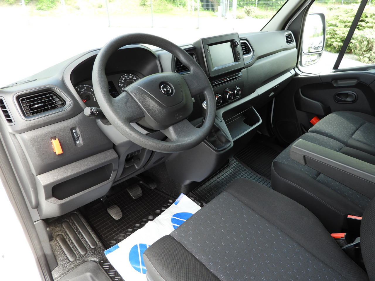 OPEL MOVANO VAN AIR CONDITIONING LED LIGHTS  150HP - Цельнометаллический фургон: фото 2 OPEL MOVANO VAN AIR CONDITIONING LED LIGHTS  150HP - Цельнометаллический фургон: фото 2