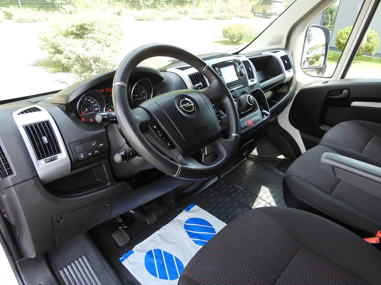 OPEL MOVANO VAN CRUISE CONTROL AIR CONDITIONING 140HP - Цельнометаллический фургон: фото 2 OPEL MOVANO VAN CRUISE CONTROL AIR CONDITIONING 140HP - Цельнометаллический фургон: фото 2