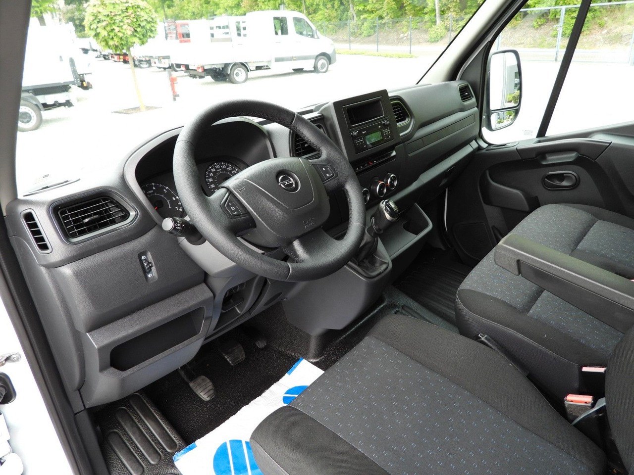 Opel MOVANO PRITSCHE PLANE AUFZUG 9 PALETTEN WEBASTO - Тентованный фургон: фото 2 Opel MOVANO PRITSCHE PLANE AUFZUG 9 PALETTEN WEBASTO - Тентованный фургон: фото 2