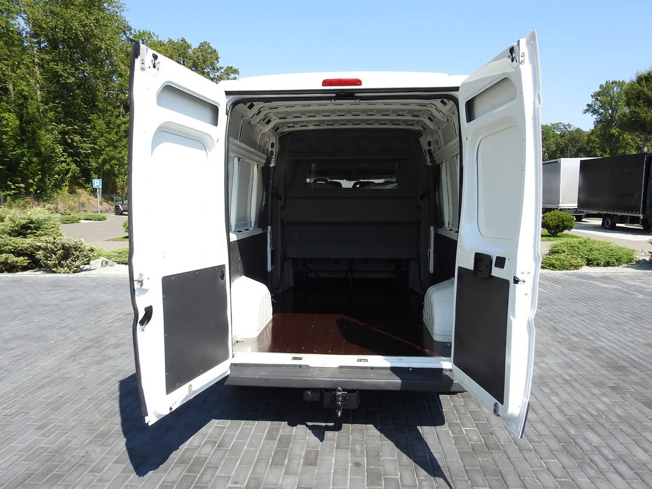 PEUGEOT BOXER BOX DELIVERY VAN 7 SEATS  110HP в лизинг PEUGEOT BOXER BOX DELIVERY VAN 7 SEATS  110HP: фото 12