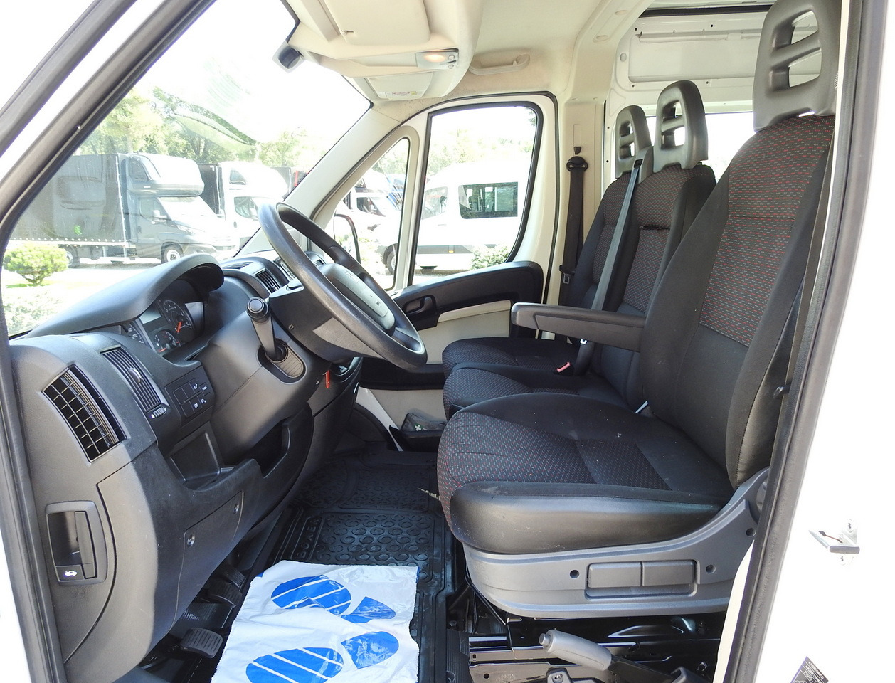 PEUGEOT BOXER BOX DELIVERY VAN 7 SEATS  110HP в лизинг PEUGEOT BOXER BOX DELIVERY VAN 7 SEATS  110HP: фото 22