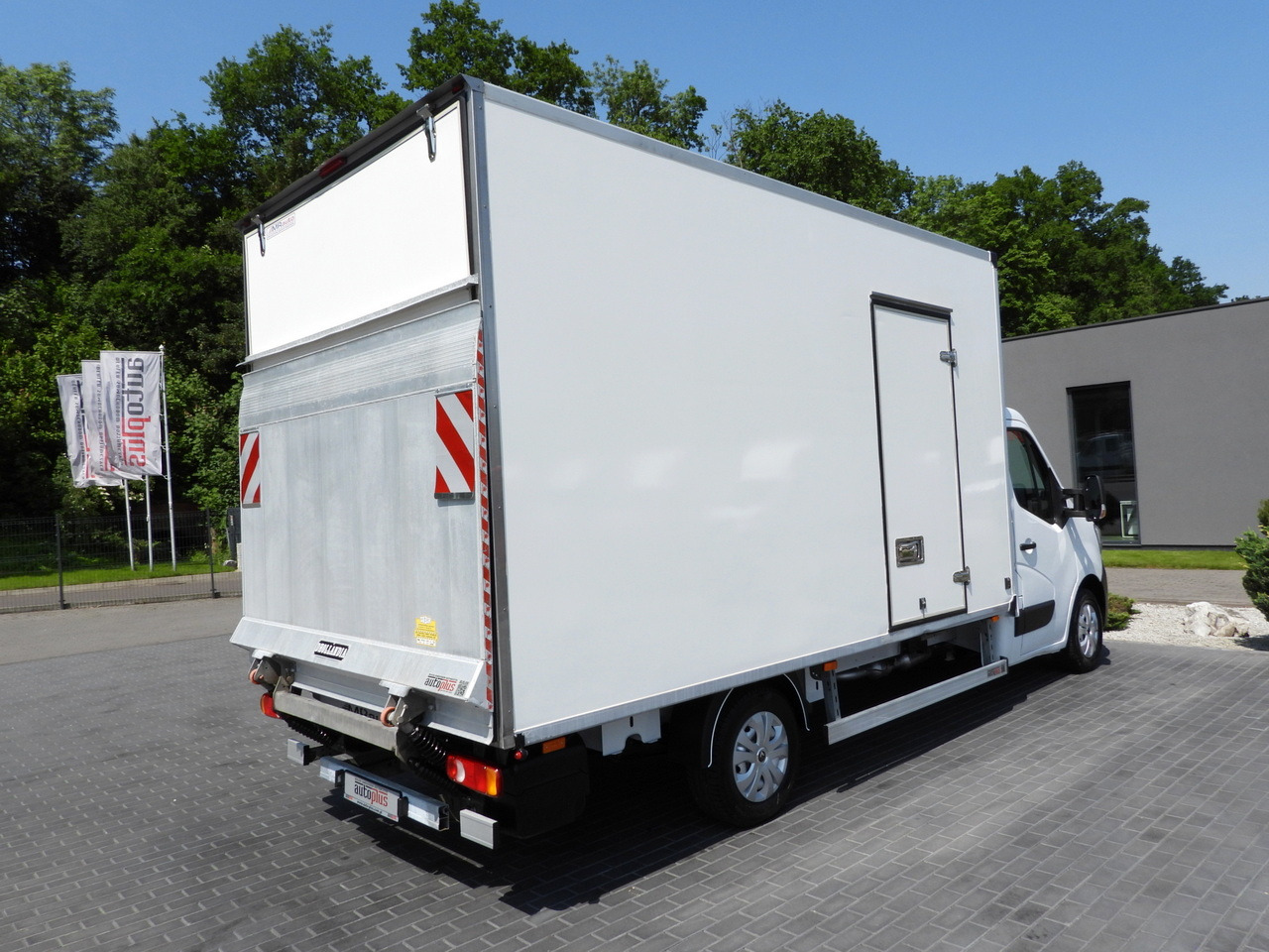 Фургон с закрытым кузовом RENAULT MASTER  BOX LIFT 8 PALLETS CRUISE CONTROL LED LIGHTS AIR CONDITIONING  165HP: фото 14
