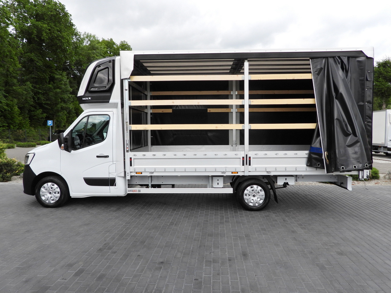 Тентованный фургон RENAULT MASTER  TARPAULIN 10 PALLETS CRUISE CONTROL LED LIGHTS AIR CONDITIONING  165HP: фото 8