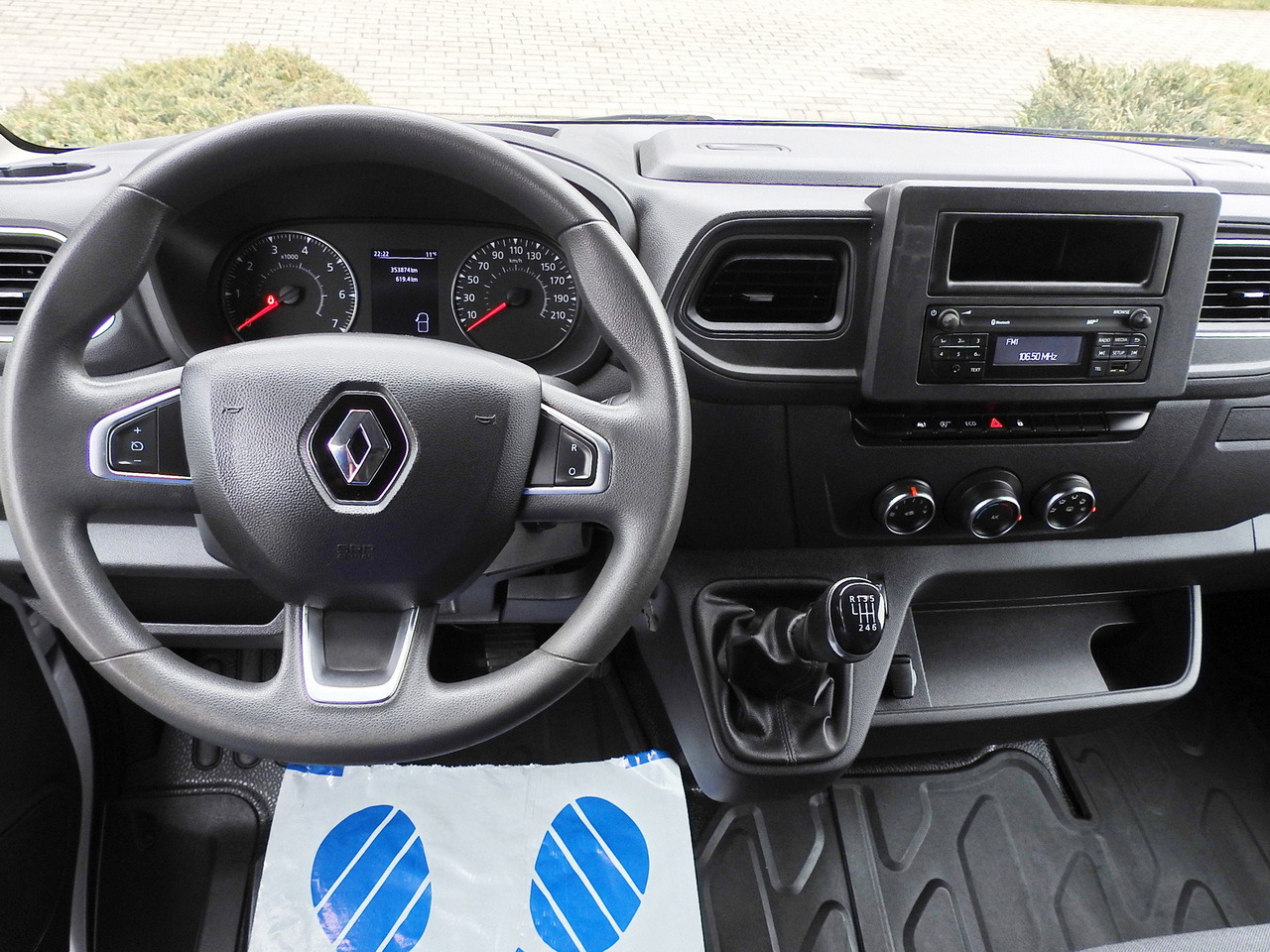 Тентованный фургон RENAULT MASTER TARPAULIN 10 PALLETS WEBASTO CRUISE CONTROL LED LIGHTS PNEUMATICS AIR CONDITIONING 165HP: фото 30 Тентованный фургон RENAULT MASTER TARPAULIN 10 PALLETS WEBASTO CRUISE CONTROL LED LIGHTS PNEUMATICS AIR CONDITIONING 165HP: фото 30