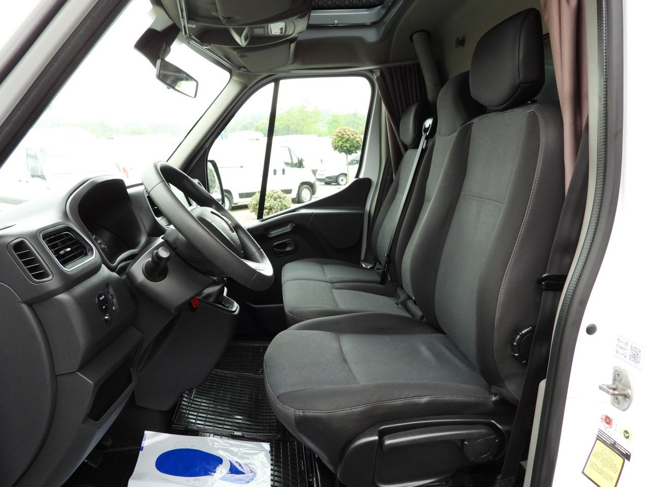 Тентованный фургон RENAULT MASTER TARPAULIN 12 PALLETS WEBASTO CRUISE CONTROL NAVIGATION LED LIGHTS PNEUMATICS AIR CONDITIONING  165HP: фото 26