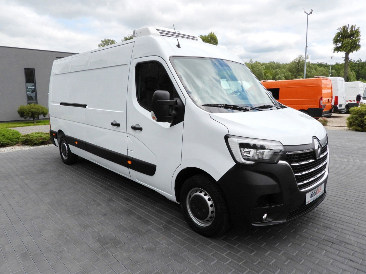Renault MASTER KÜHLKASTENWAGEN -5*C TEMPOMAT NAVIGATION - Фургон-рефрижератор: фото 4 Renault MASTER KÜHLKASTENWAGEN -5*C TEMPOMAT NAVIGATION - Фургон-рефрижератор: фото 4