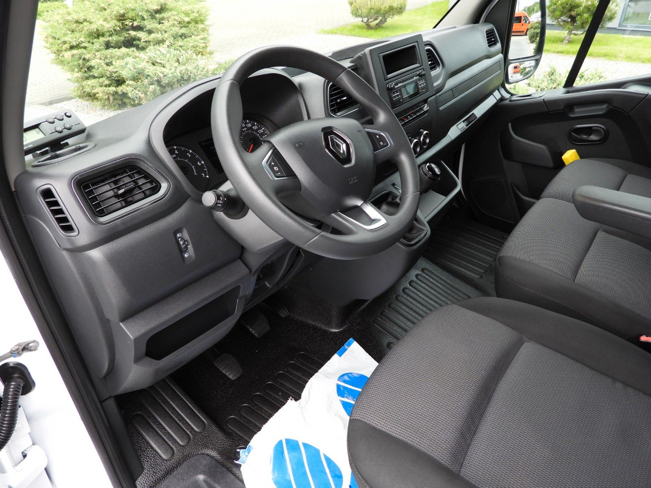 Renault MASTER KÜHLKASTENWAGEN -5*C TEMPOMAT NAVIGATION - Фургон-рефрижератор: фото 2 Renault MASTER KÜHLKASTENWAGEN -5*C TEMPOMAT NAVIGATION - Фургон-рефрижератор: фото 2