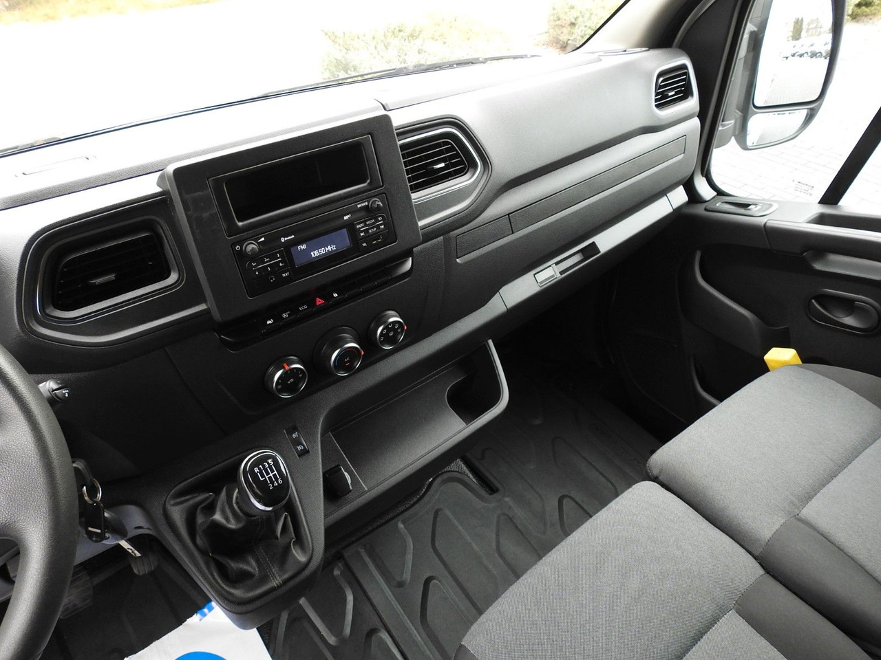 Новый Тентованный фургон Renault MASTER  PRITSCHE PLANE 10 PALETTEN WEBASTO  A/C: фото 24