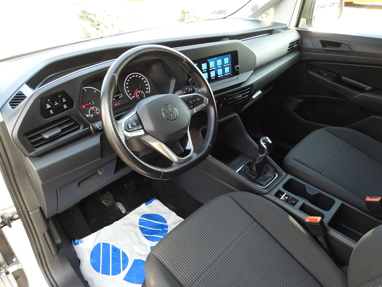 VOLKSWAGEN CADDY REFRIGERATOR VAN -20*C HEATING FUNCTION POWER SUPPLY 230V CRUISE CONTROL LED LIGHTS AIR CONDITIONING 100HP - Фургон-рефрижератор: фото 2 VOLKSWAGEN CADDY REFRIGERATOR VAN -20*C HEATING FUNCTION POWER SUPPLY 230V CRUISE CONTROL LED LIGHTS AIR CONDITIONING 100HP - Фургон-рефрижератор: фото 2