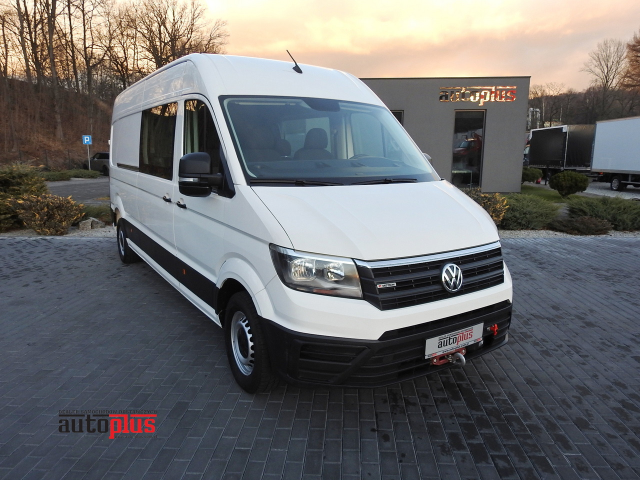 VOLKSWAGEN CRAFTER 4X4 4MOTION BOX DELIVERY VAN 7 SEATS AIR CONDITIONING 140HP - Цельнометаллический фургон: фото 1 VOLKSWAGEN CRAFTER 4X4 4MOTION BOX DELIVERY VAN 7 SEATS AIR CONDITIONING 140HP - Цельнометаллический фургон: фото 1