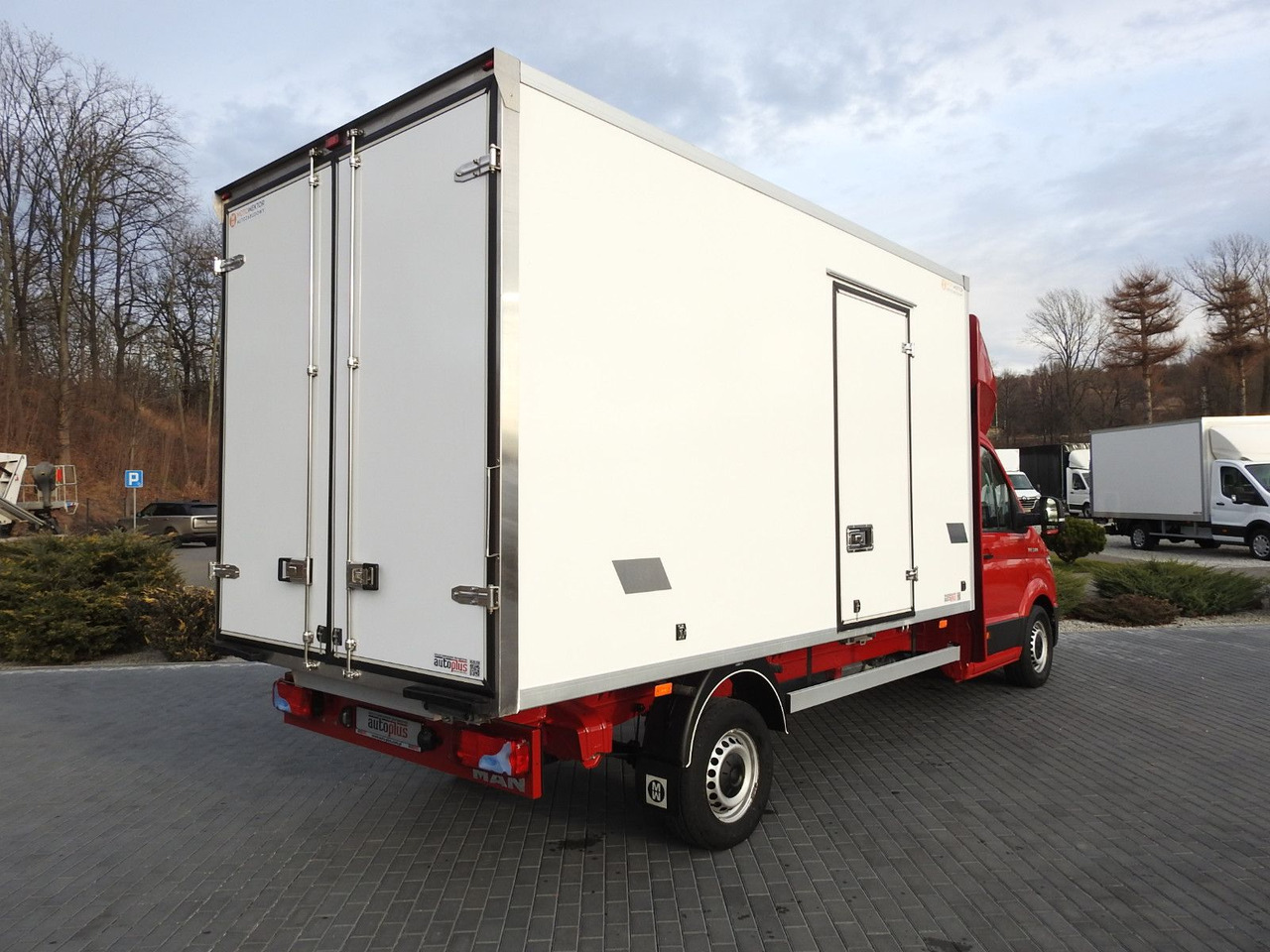 Volkswagen CRAFTER KÜHLKOFFER -5*C 8 PALETEN HEIZFUNKTION - Фургон-рефрижератор: фото 3 Volkswagen CRAFTER KÜHLKOFFER -5*C 8 PALETEN HEIZFUNKTION - Фургон-рефрижератор: фото 3
