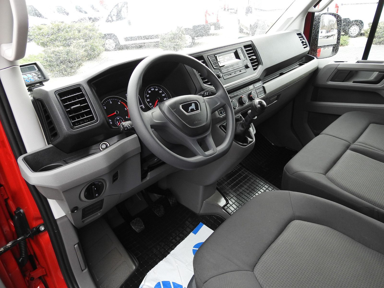 Volkswagen CRAFTER KÜHLKOFFER -5*C 8 PALETEN HEIZFUNKTION - Фургон-рефрижератор: фото 2 Volkswagen CRAFTER KÜHLKOFFER -5*C 8 PALETEN HEIZFUNKTION - Фургон-рефрижератор: фото 2