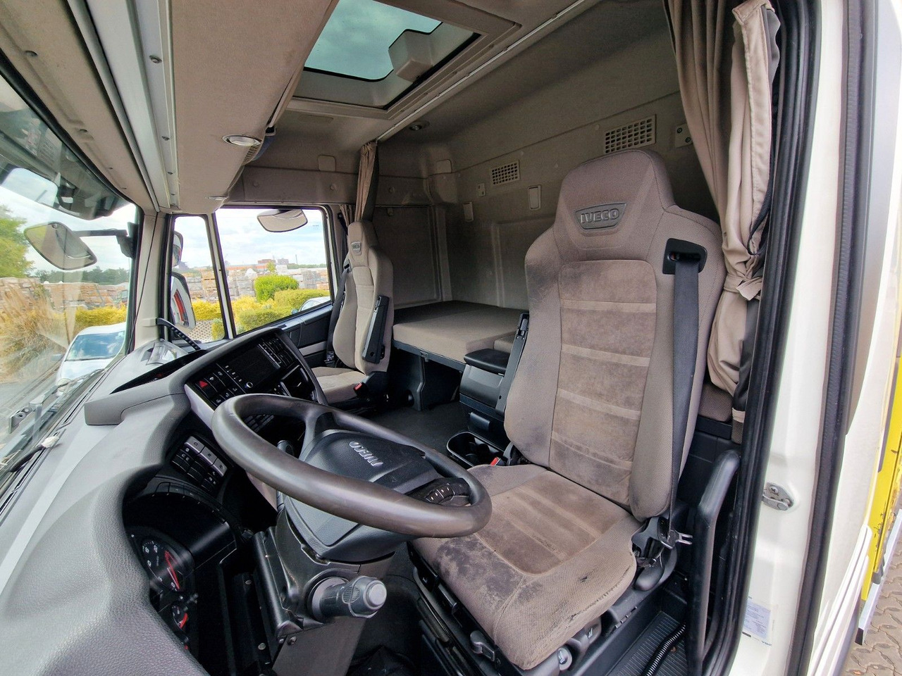 Грузовик для перевозки напитков Iveco Stralis 420 / Ldbw / Lenkachse (KOMPLETT): фото 15