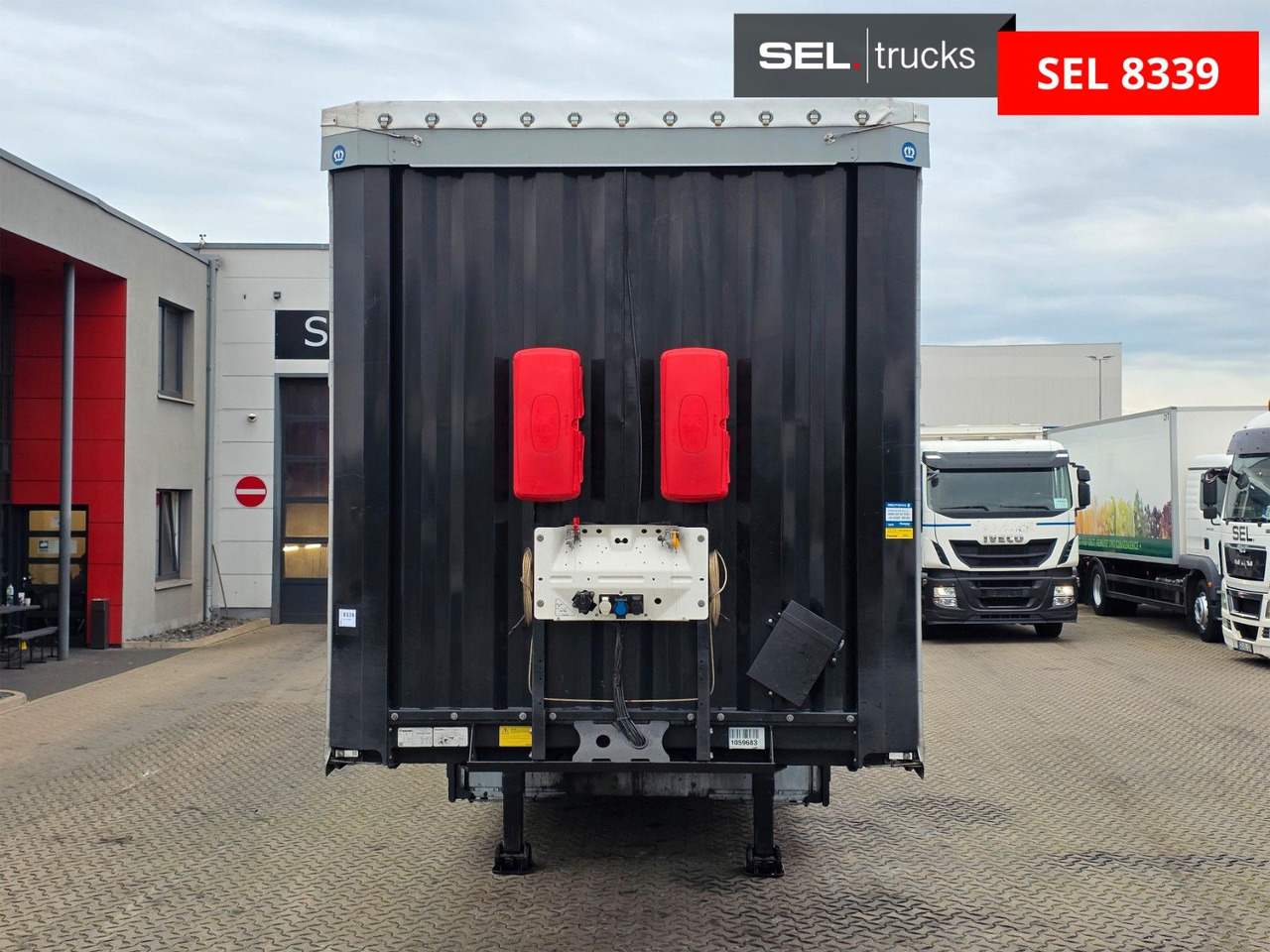 Krone SD / AT EXII / EDSCHA / Palettenkasten /Liftache - Тентованный полуприцеп: фото 2 Krone SD / AT EXII / EDSCHA / Palettenkasten /Liftache - Тентованный полуприцеп: фото 2