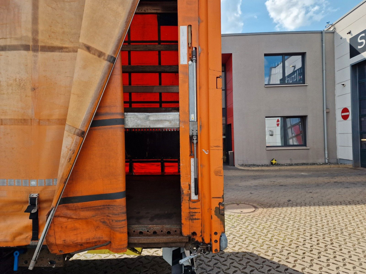 Тентованный полуприцеп Krone SD / Hubdach / EDSCHA / Mega: фото 15