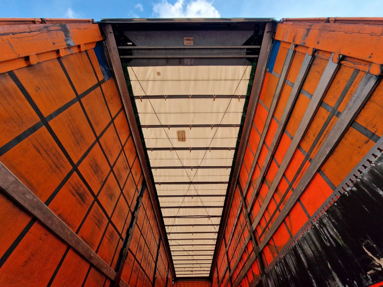 Тентованный полуприцеп Krone SD / Hubdach / EDSCHA / Mega: фото 11