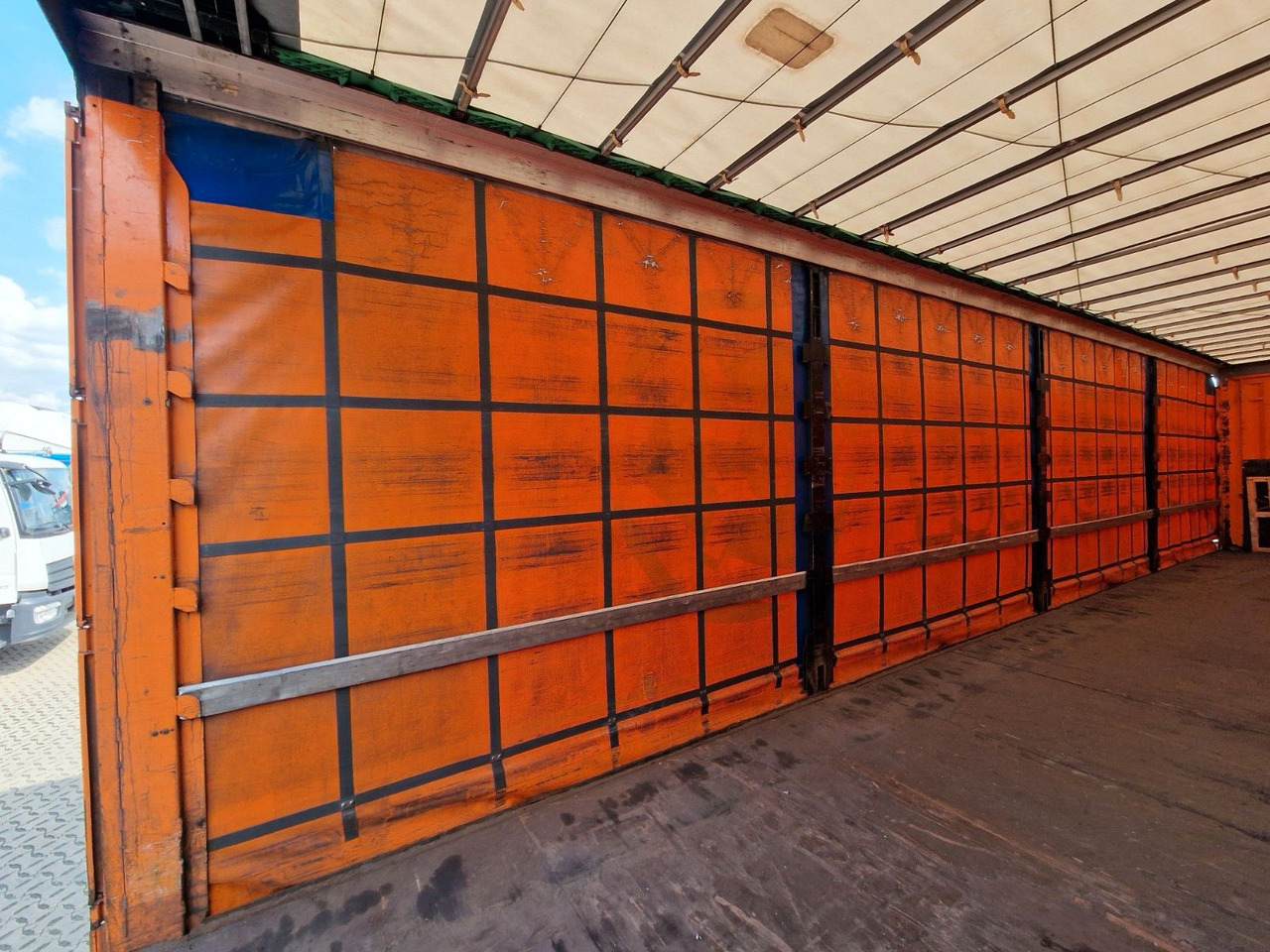 Тентованный полуприцеп Krone SD / Hubdach / EDSCHA / Mega: фото 13