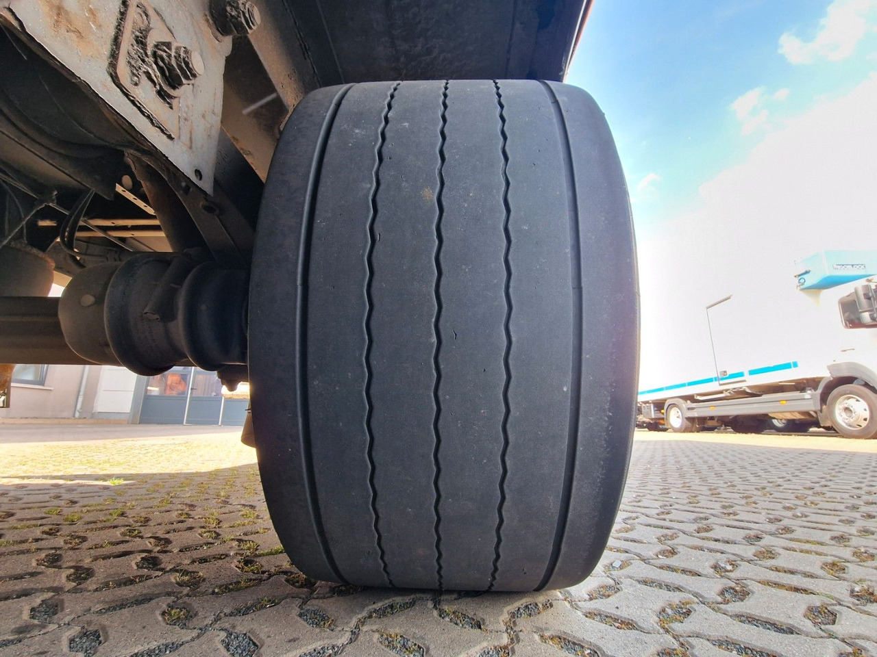 Тентованный полуприцеп Krone SD / Hubdach / EDSCHA / Mega: фото 26