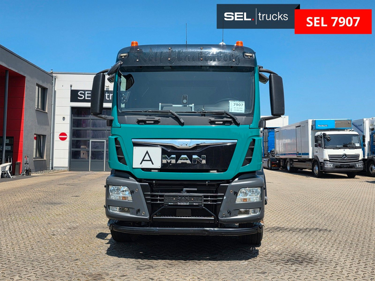MAN TGS 28.480 6X4H-4 BL /HIAB /Fernbed. / Lenkachse - Самосвал, Автоманипулятор: фото 4 MAN TGS 28.480 6X4H-4 BL /HIAB /Fernbed. / Lenkachse - Самосвал, Автоманипулятор: фото 4