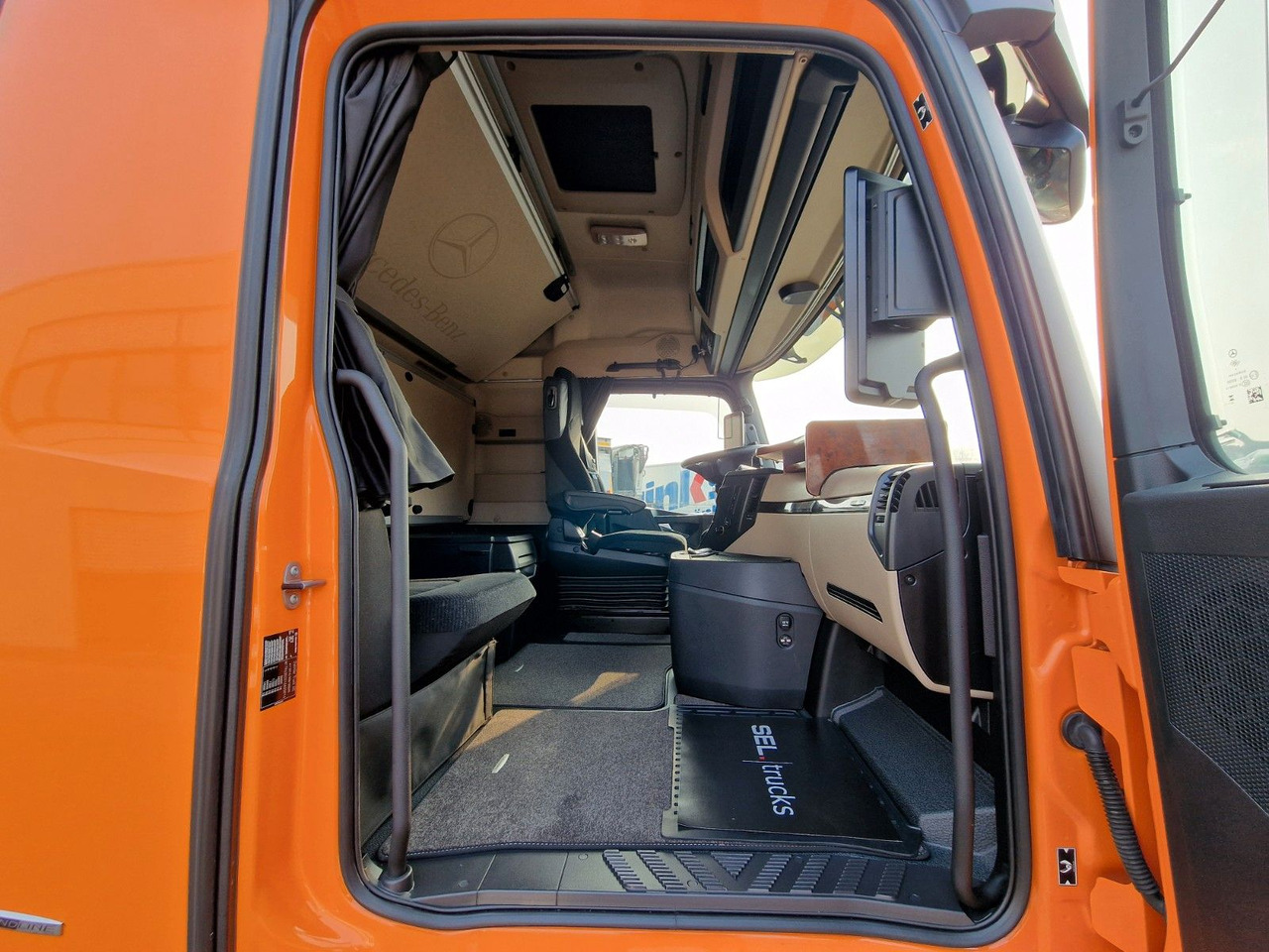 Тентованный грузовик Mercedes-Benz Actros 2548 / Retarder / Euro 6E / Aluklappen: фото 17