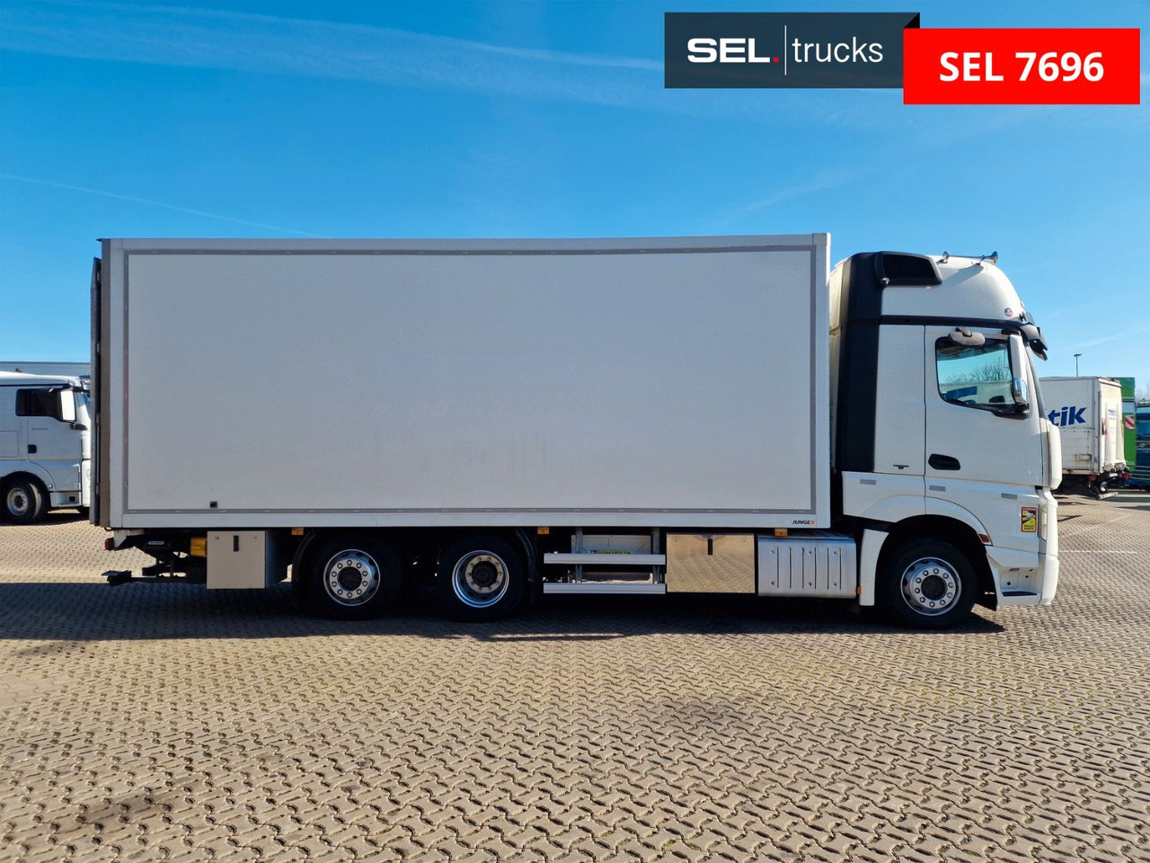 Mercedes-Benz Actros 2643 / Retarder / Ldbw / Lenkachse / - Грузовик с закрытым кузовом: фото 4 Mercedes-Benz Actros 2643 / Retarder / Ldbw / Lenkachse / - Грузовик с закрытым кузовом: фото 4