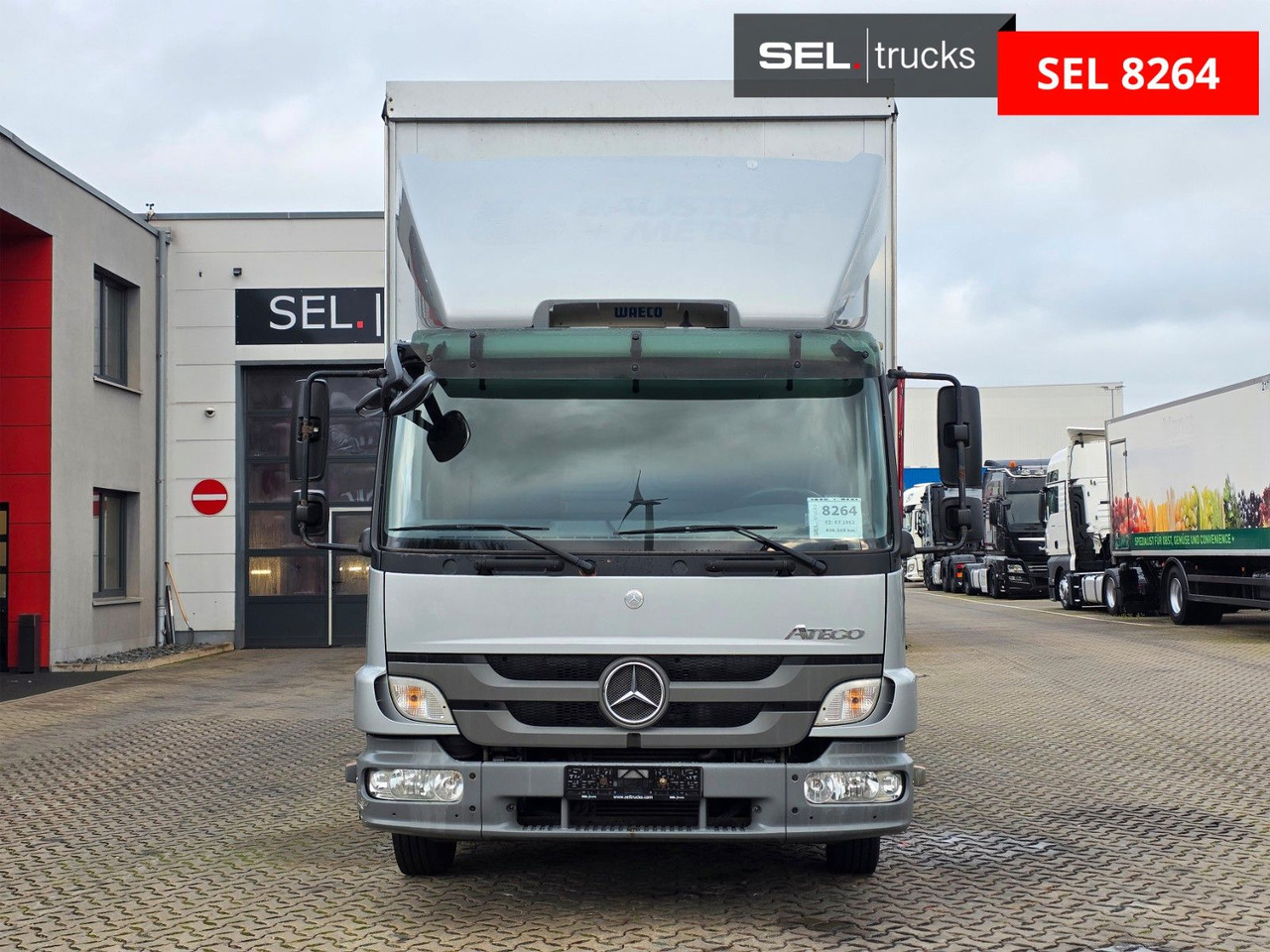 Mercedes-Benz Atego 818 / Ladebordwand - Тентованный фургон: фото 2 Mercedes-Benz Atego 818 / Ladebordwand - Тентованный фургон: фото 2