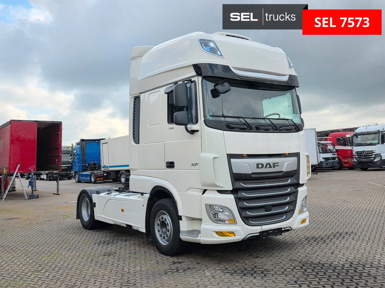 DAF XF 530 FT / ZF Intarder / Standklimaanlage / 6D - Тягач: фото 3 DAF XF 530 FT / ZF Intarder / Standklimaanlage / 6D - Тягач: фото 3