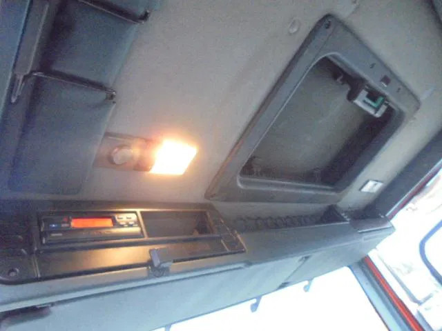 Грузовик с закрытым кузовом DAF CF 180: фото 9