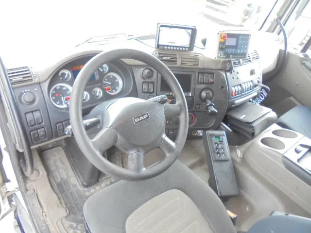 DAF CF 75.250 6X2 - Мусоровоз: фото 5 DAF CF 75.250 6X2 - Мусоровоз: фото 5