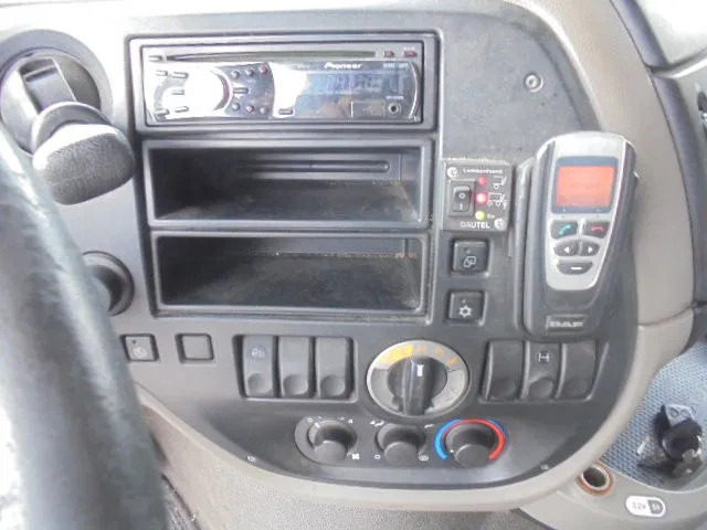 Грузовик-контейнеровоз/ Сменный кузов DAF XF 105 410 NL truck: фото 16 Грузовик-контейнеровоз/ Сменный кузов DAF XF 105 410 NL truck: фото 16