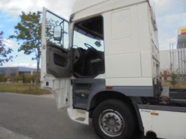 Грузовик-контейнеровоз/ Сменный кузов DAF XF 105 410 NL truck: фото 8 Грузовик-контейнеровоз/ Сменный кузов DAF XF 105 410 NL truck: фото 8