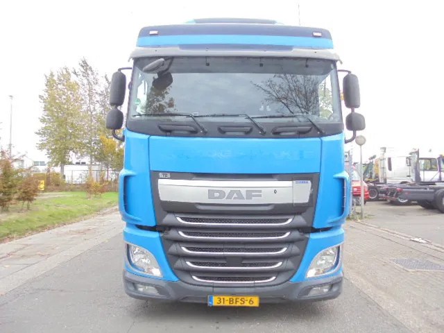 DAF XF 410 6X2 NL TRUCK TUV 03-26 - Тентованный грузовик: фото 2 DAF XF 410 6X2 NL TRUCK TUV 03-26 - Тентованный грузовик: фото 2