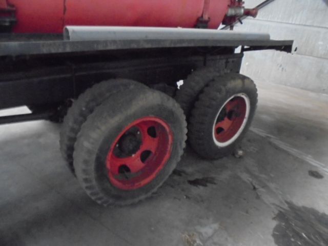 Грузовик-цистерна GMC CCKW 353 6X6: фото 8 Грузовик-цистерна GMC CCKW 353 6X6: фото 8