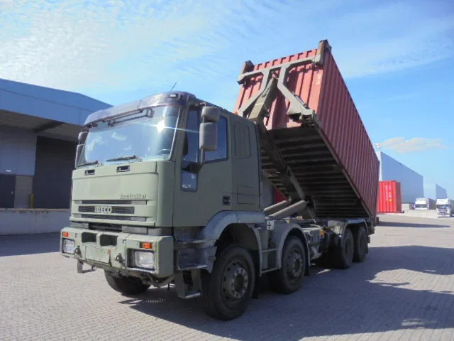 Iveco Eurotrakker 410 E37H - Крюковой мультилифт: фото 1 Iveco Eurotrakker 410 E37H - Крюковой мультилифт: фото 1