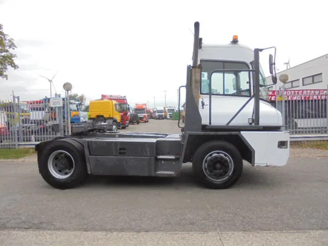Kalmar TT616I TT616IC-9-L1A8 - Терминальный тягач: фото 4 Kalmar TT616I TT616IC-9-L1A8 - Терминальный тягач: фото 4