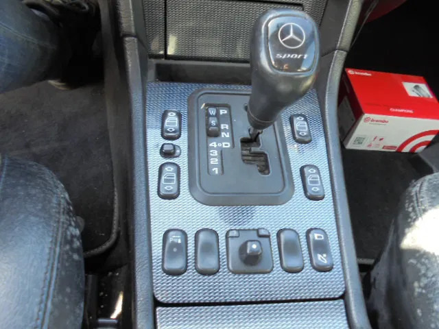 Седан Mercedes-Benz C-Klasse 43 AMG: фото 13 Седан Mercedes-Benz C-Klasse 43 AMG: фото 13