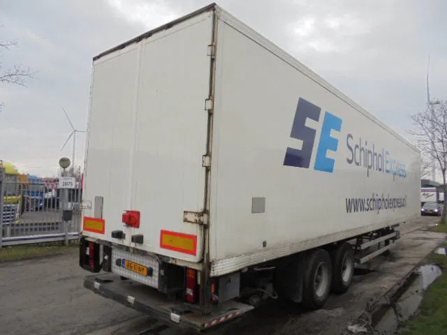 Smit ST0 1230 - Полуприцеп-фургон: фото 4 Smit ST0 1230 - Полуприцеп-фургон: фото 4