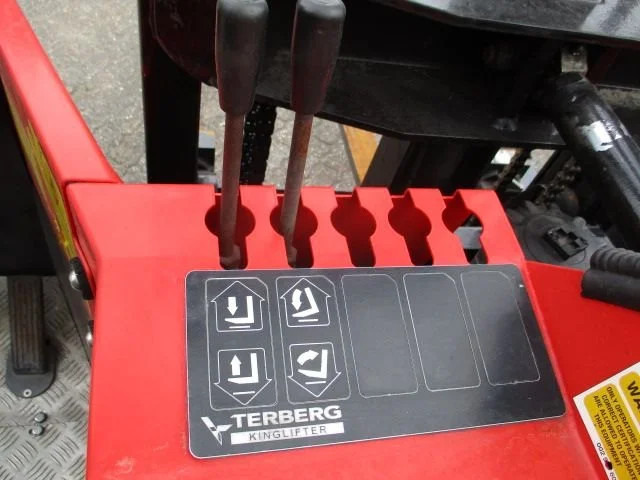 Terberg KINGLIFT TKL-S-X3 в лизинг Terberg KINGLIFT TKL-S-X3: фото 10