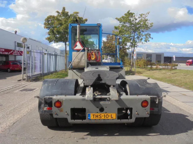 Terberg YT 182 NL KENTEKEN - Терминальный тягач: фото 5 Terberg YT 182 NL KENTEKEN - Терминальный тягач: фото 5