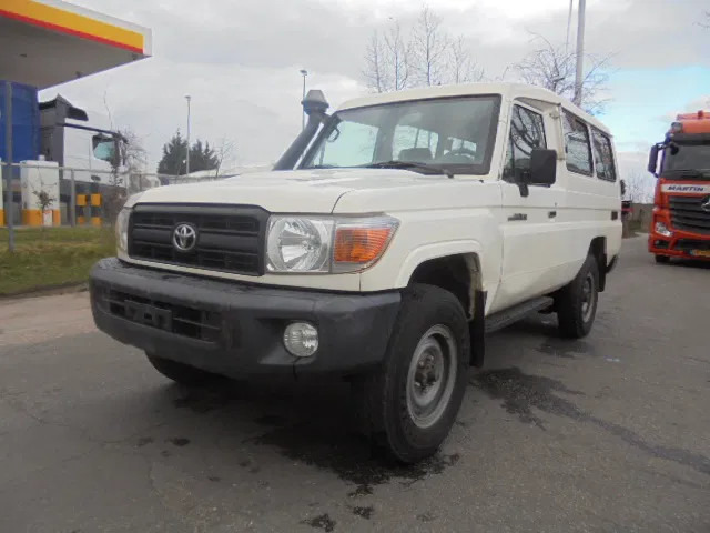 Toyota Land Cruiser HZJ78L 4WD EXPORT OUT EU ONLY - Легковой автомобиль: фото 1 Toyota Land Cruiser HZJ78L 4WD EXPORT OUT EU ONLY - Легковой автомобиль: фото 1
