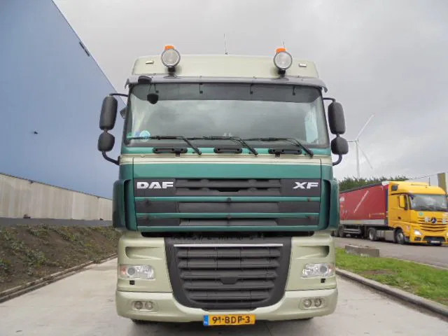 DAF XF 105.460 6X2 RETARDER NL TRUCK - Тягач: фото 2 DAF XF 105.460 6X2 RETARDER NL TRUCK - Тягач: фото 2