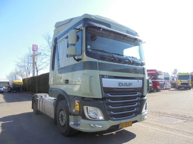 DAF XF 440 NL TRUCK - Тягач: фото 3 DAF XF 440 NL TRUCK - Тягач: фото 3