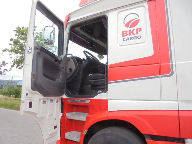 Тягач DAF XF 530 SSC INTARDER: фото 10