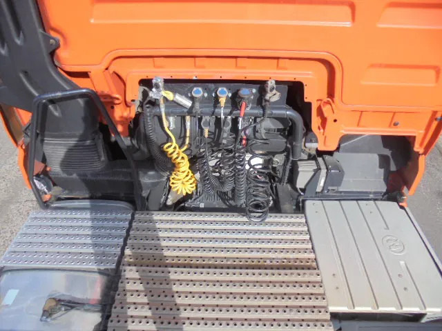 Тягач MAN TGX 26.440 XL NL TRUCK: фото 17 Тягач MAN TGX 26.440 XL NL TRUCK: фото 17