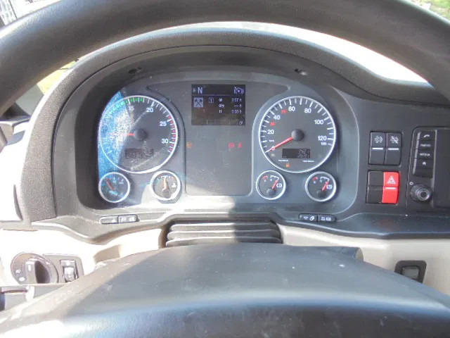Тягач MAN TGX 26.500 XXL SMART TACHO NL TRUCK TUV -03-2026: фото 11