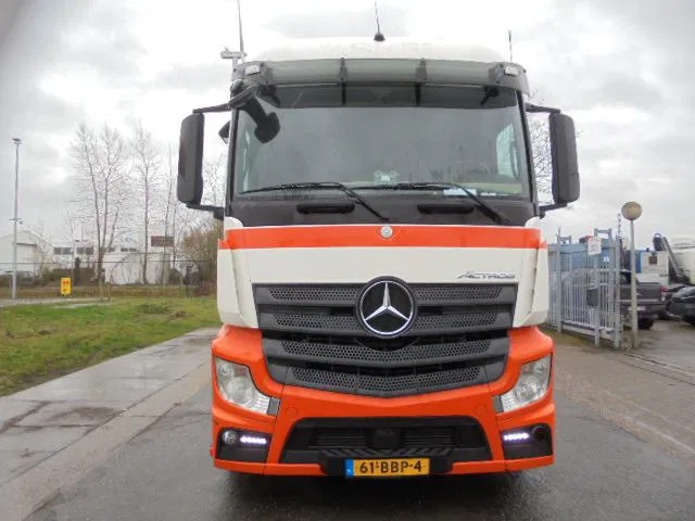 Mercedes-Benz Actros 1836 LS - Тягач: фото 2 Mercedes-Benz Actros 1836 LS - Тягач: фото 2